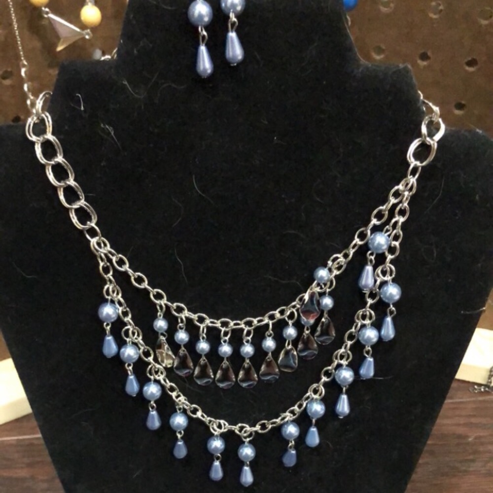 Paparazzi Blue Pearl Necklace